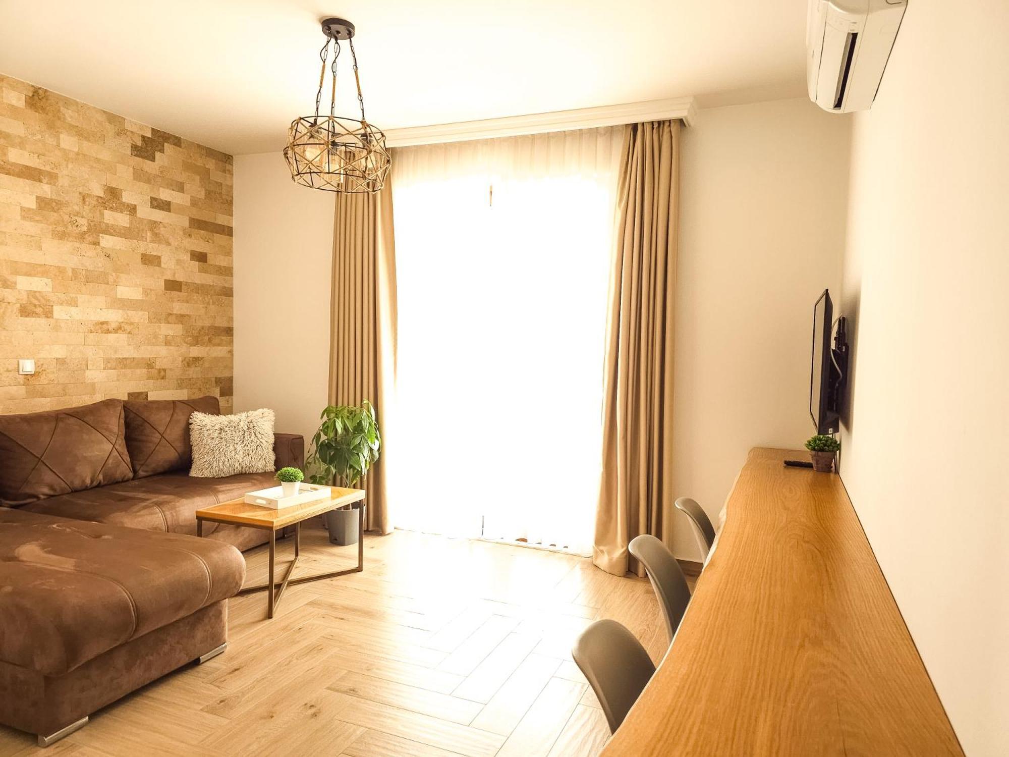 Lacasa Apartments & Restaurant Ulcinj Esterno foto