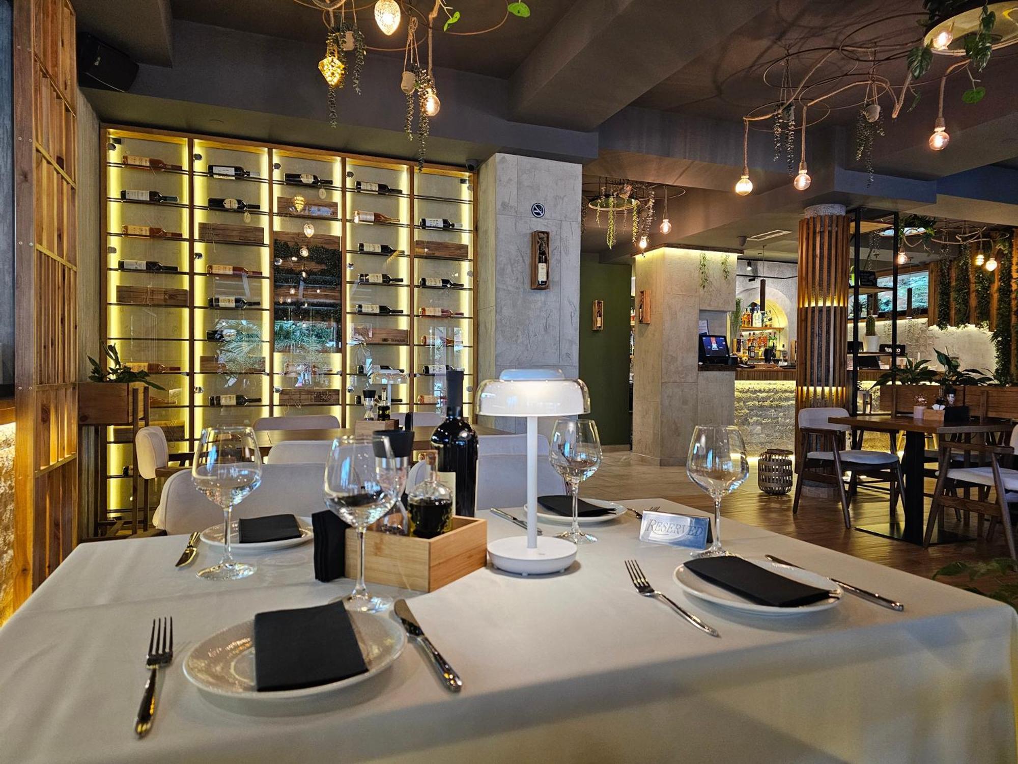 Lacasa Apartments & Restaurant Ulcinj Esterno foto